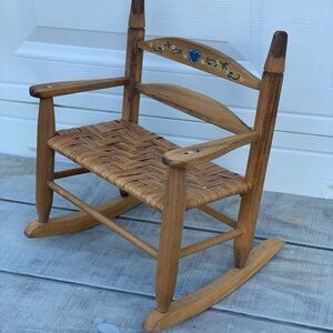 Vintage Doll/Child’s Wooden Rocking Chair Hand-Painted Heart Woven Seat Rustic